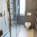 아파트 Szczesliwa 13 *